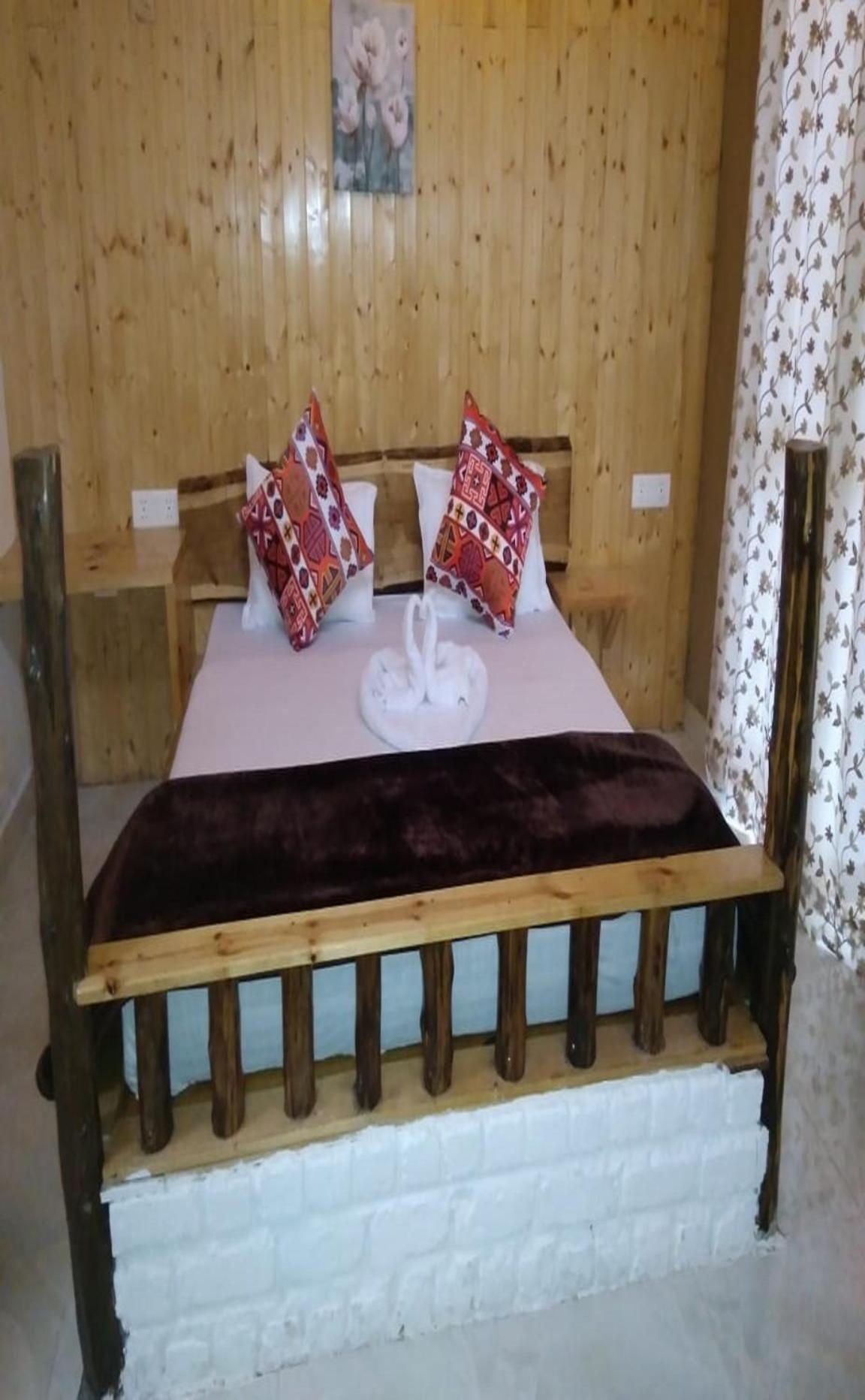 Banjār Offbeat Abodes - Tirthan Valley المظهر الخارجي الصورة
